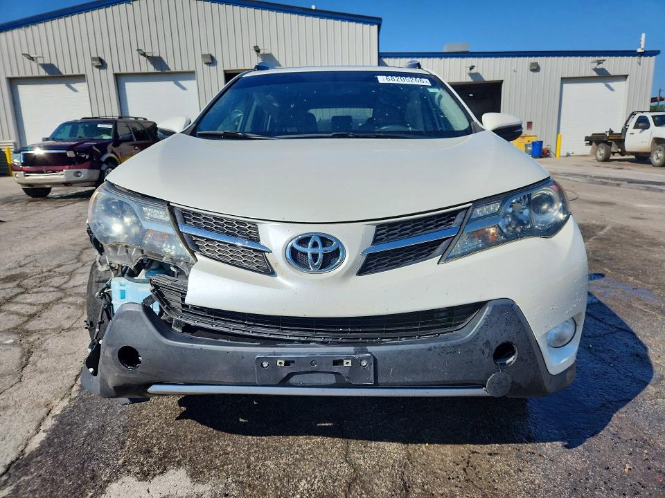 68205266 :رقم المزاد ، JTMDFREVXFD134394 vin ، 2015 Toyota Rav4 مزاد بيع