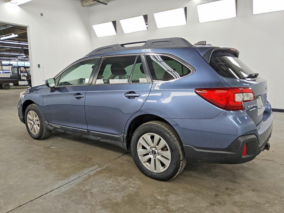 67003696 :رقم المزاد ، 4S4BSACC8J3226796 vin ، 2018 Subaru Outback مزاد بيع