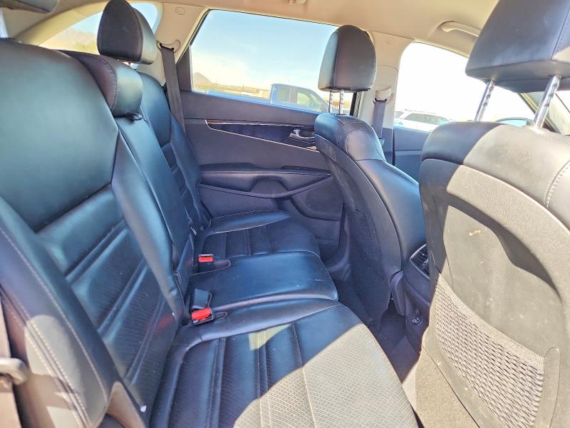 Продажа на аукционе авто 2019 Kia Sorento, vin: 5XYPH4A53KG448383, номер лота: 68402886