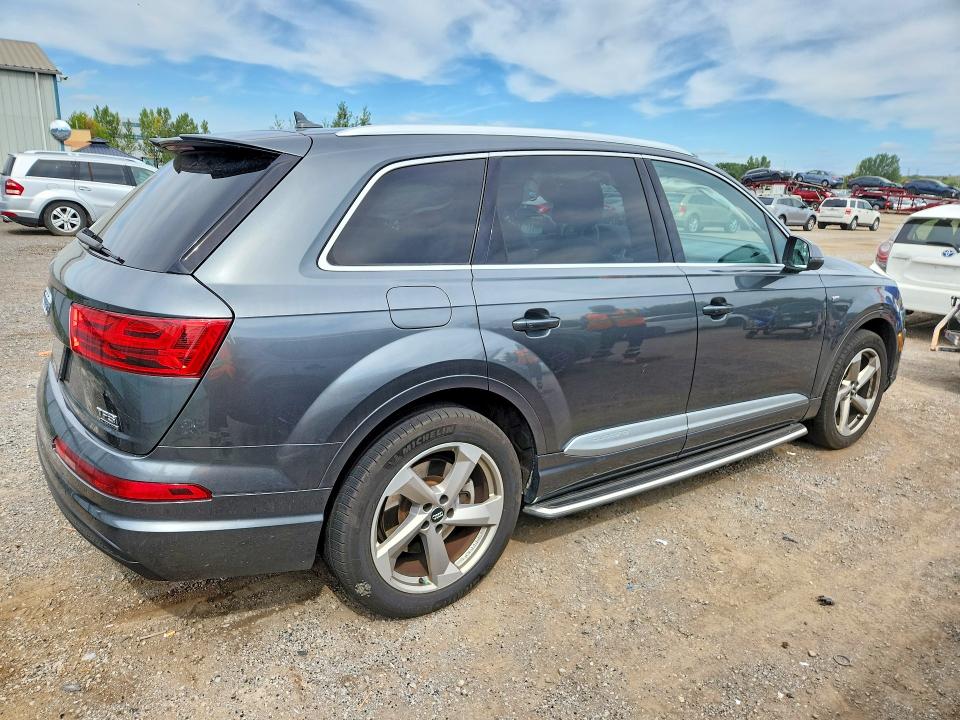 2018 Audi Q7 მანქანა იყიდება აუქციონზე, vin: WA1MAAF7XJD023508, აუქციონის ნომერი: 69304596