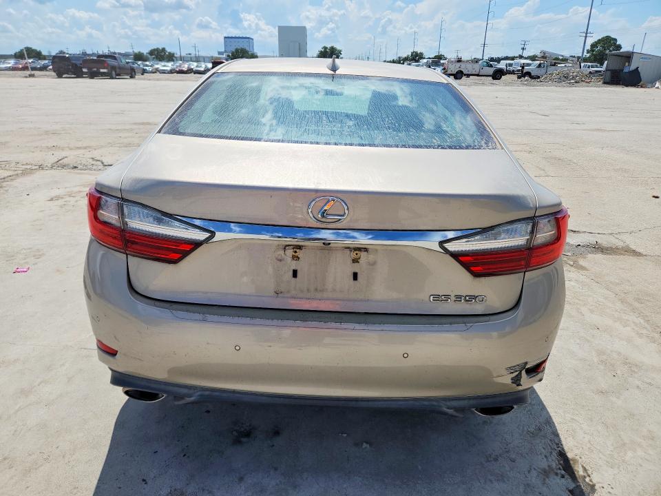 68862036 :رقم المزاد ، 58ABK1GG6GU008302 vin ، 2016 Lexus Es مزاد بيع