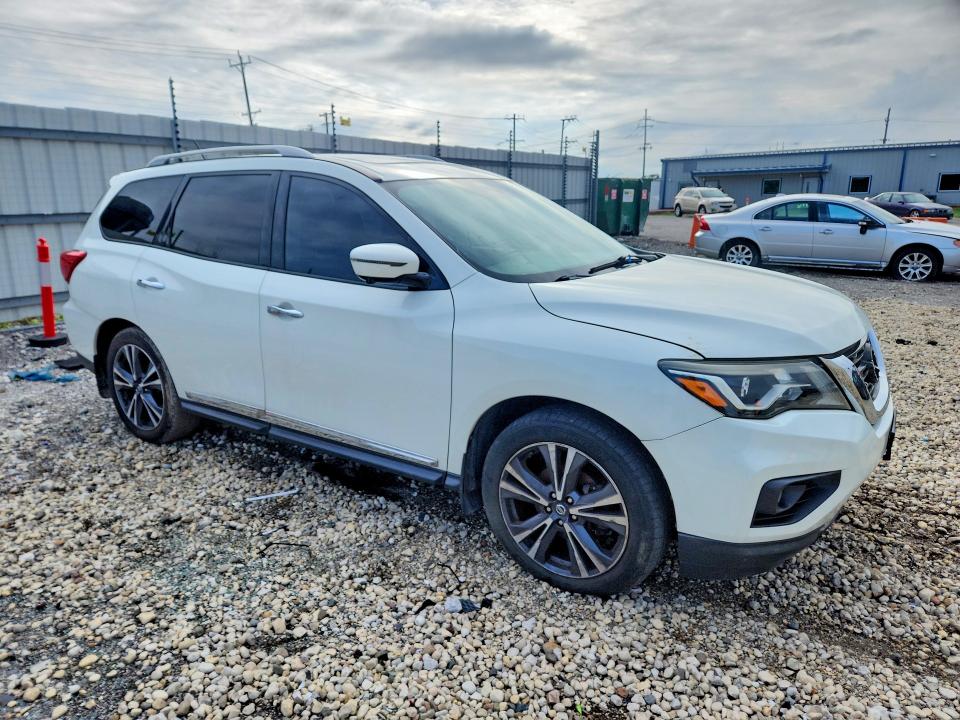 2017 Nissan Pathfinder მანქანა იყიდება აუქციონზე, vin: 5N1DR2MM4HC628813, აუქციონის ნომერი: 70045656