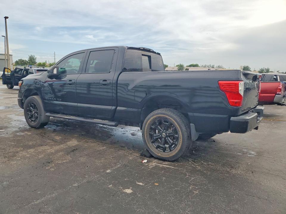 68200856 :رقم المزاد ، 1N6BA1F48JN520146 vin ، 2018 Nissan Titan Xd مزاد بيع