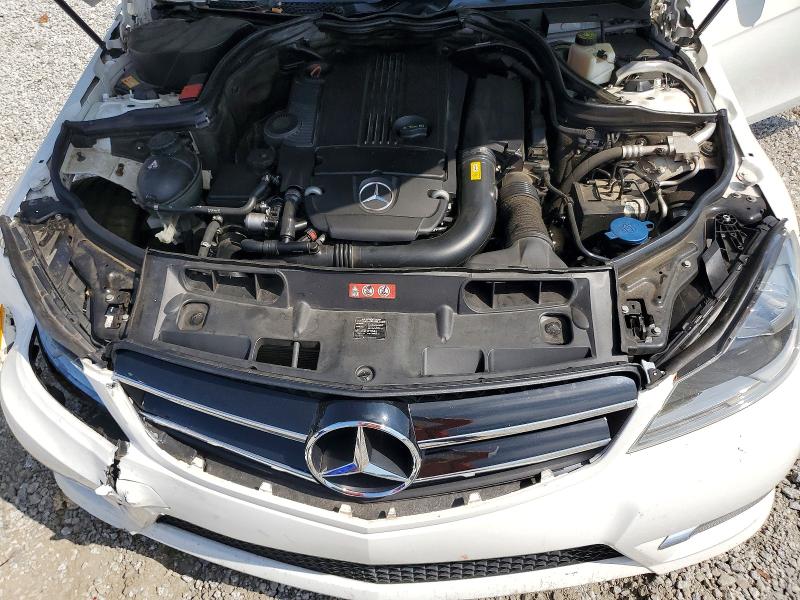 Продажа на аукционе авто 2014 Mercedes-benz C, vin: WDDGJ4HB7EG183569, номер лота: 69983356