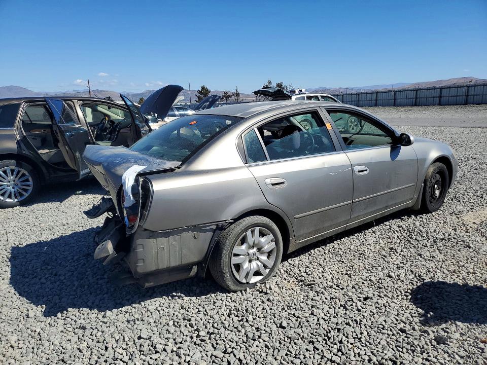 69549696 :رقم المزاد ، 1N4AL11D15N928015 vin ، 2005 Nissan Altima مزاد بيع