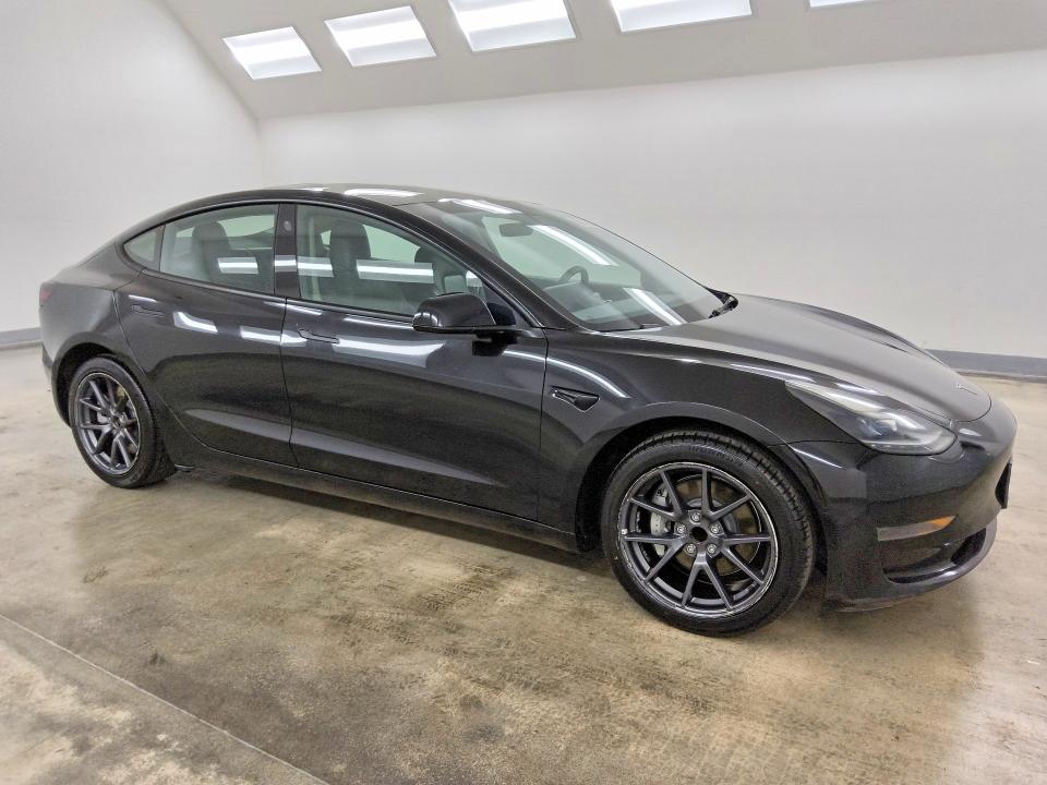 Продаж на аукціоні авто 2022 Tesla Model 3, vin: 5YJ3E1EA0NF186265, номер лоту: 71090896
