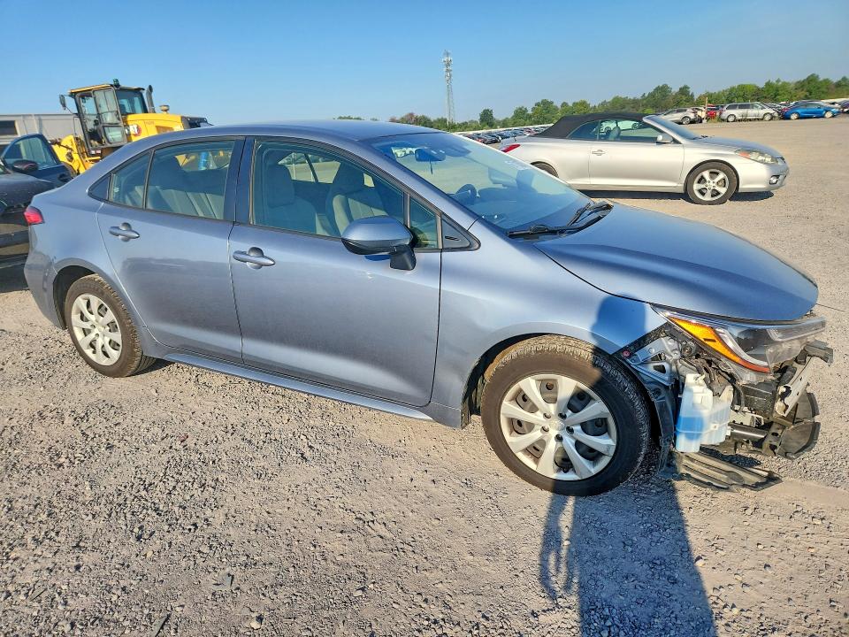 Продаж на аукціоні авто 2022 Toyota Corolla, vin: JTDEPMAE0N3011427, номер лоту: 67110526
