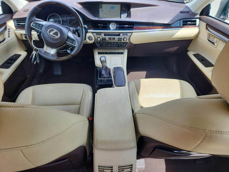 67454796 :رقم المزاد ، 58ABK1GG8HU056630 vin ، 2017 Lexus Es مزاد بيع