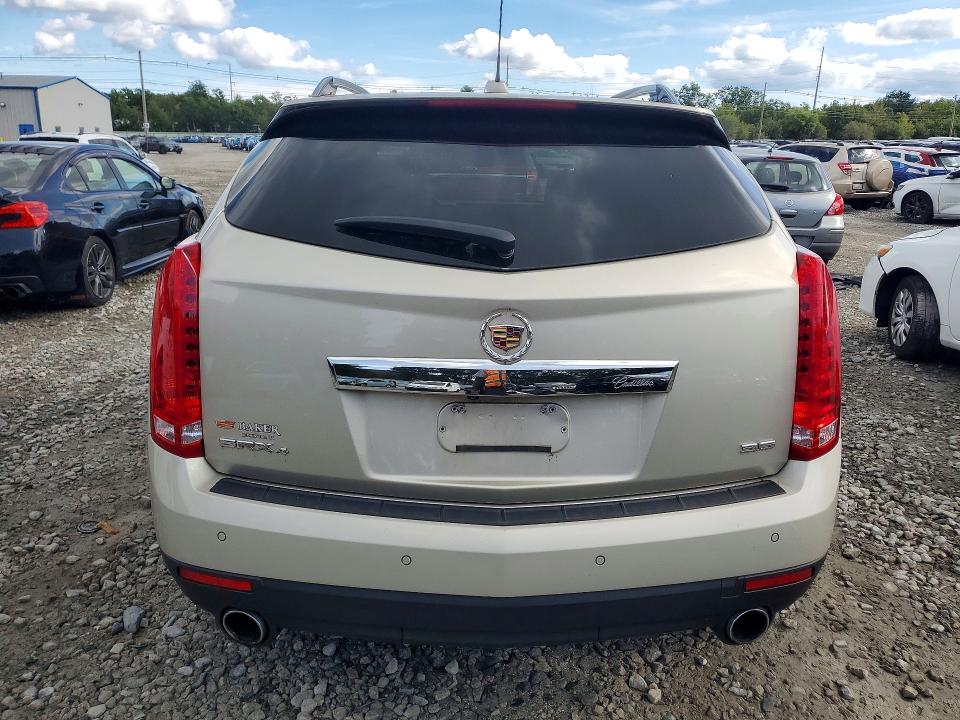 Продаж на аукціоні авто 2015 Cadillac Srx, vin: 3GYFNEE30FS525065, номер лоту: 70027636