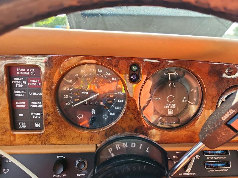1989 Rolls-royce Silver Spur მანქანა იყიდება აუქციონზე, vin: SCAZN02A0KCX26674, აუქციონის ნომერი: 67186156