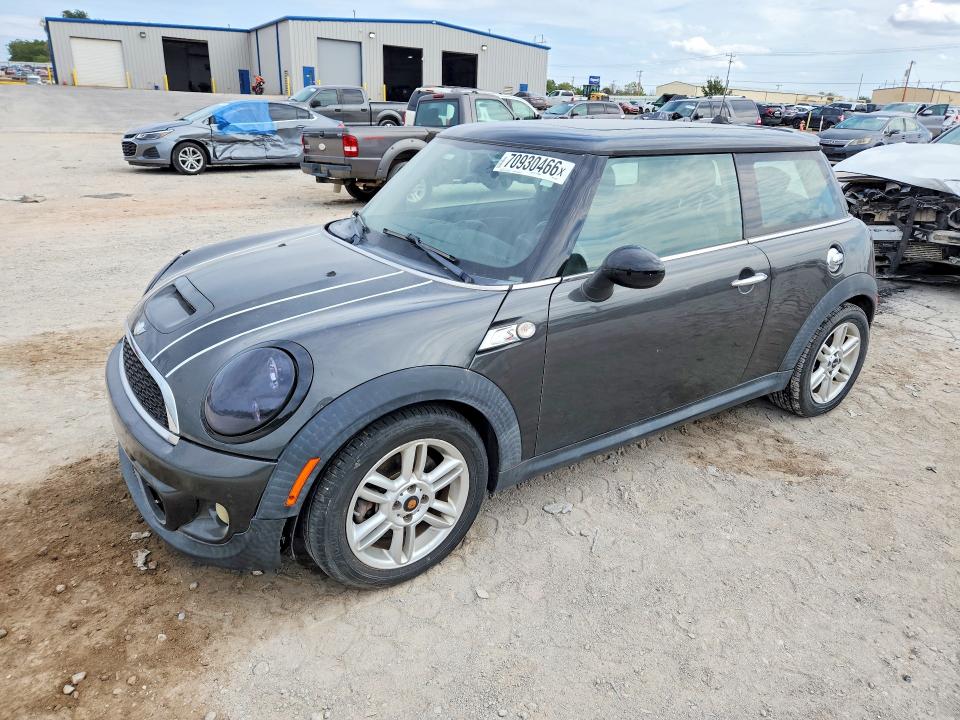 2012 Mini Cooper მანქანა იყიდება აუქციონზე, vin: WMWSV3C53CT385587, აუქციონის ნომერი: 70930466