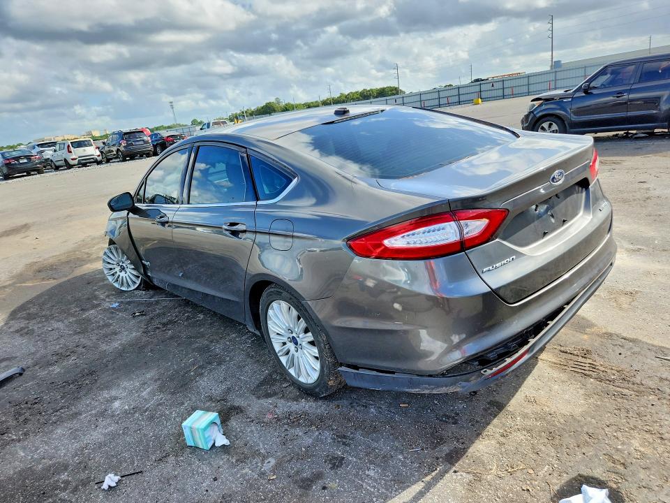 Продажа на аукционе авто 2016 Ford Fusion, vin: 3FA6P0UU0GR338064, номер лота: 69297146