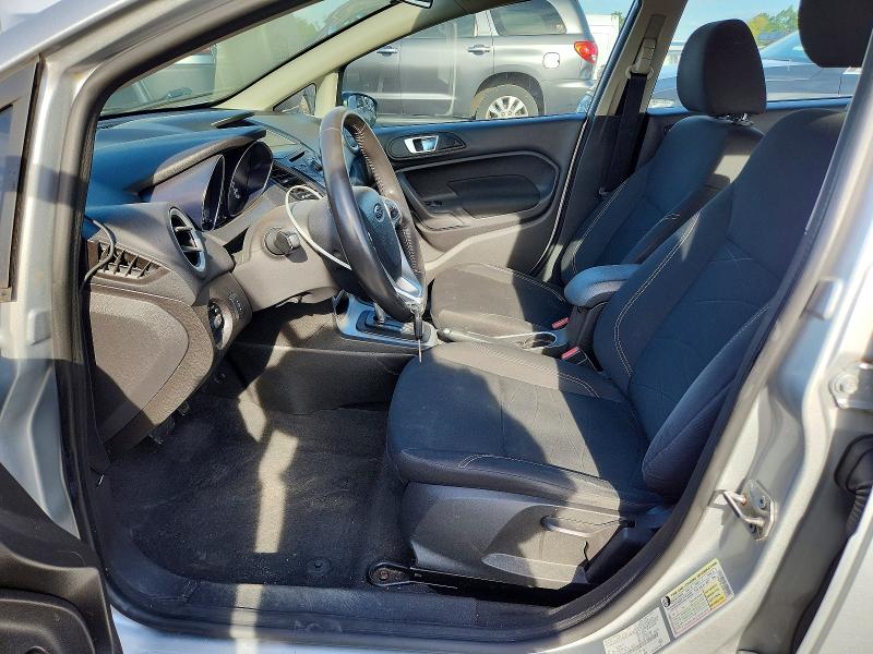 70177546 :رقم المزاد ، 3FADP4BJ2FM138144 vin ، 2015 Ford Fiesta مزاد بيع