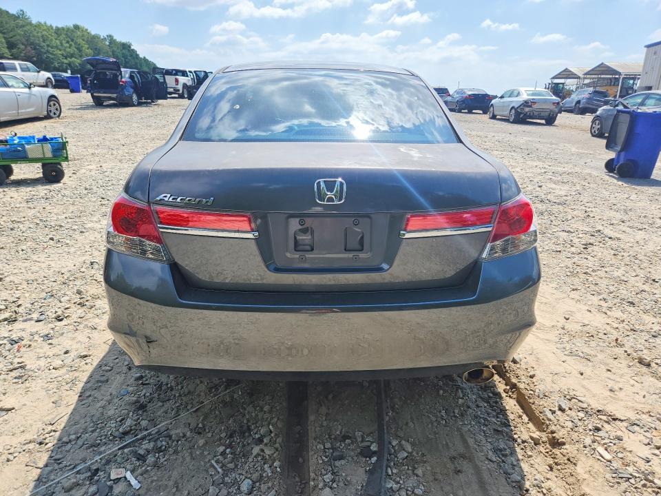69144476 :رقم المزاد ، 1HGCP2F32CA246327 vin ، 2012 Honda Accord مزاد بيع