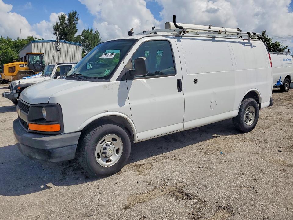66578046 :رقم المزاد ، 1GCWGFCA7D1903291 vin ، 2013 Chevrolet Express G2500 مزاد بيع