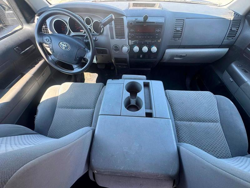 68036296 :رقم المزاد ، 5TFUM5F17CX028327 vin ، 2012 Toyota Tundra مزاد بيع