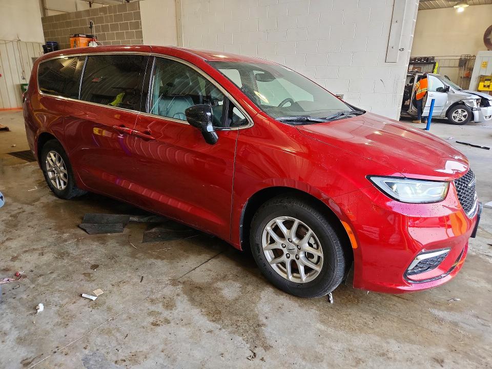 Продаж на аукціоні авто 2025 Chrysler Pacifica, vin: 2C4RC1BGXSR554962, номер лоту: 71019426