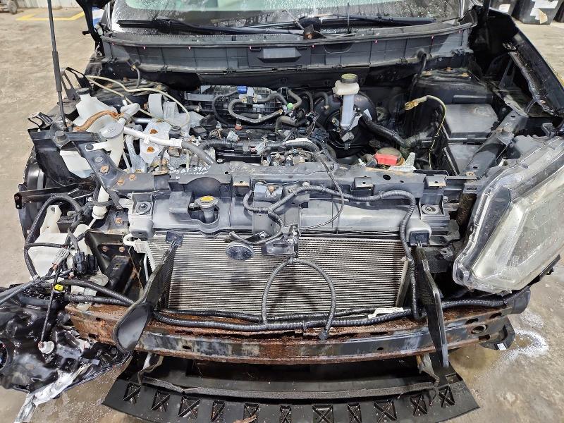 67636356 :رقم المزاد ، KNMAT2MV4FP523101 vin ، 2015 Nissan Rogue مزاد بيع
