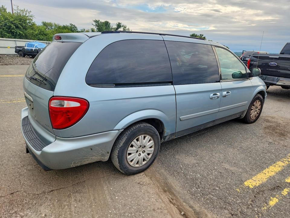 2006 Chrysler Town & Country მანქანა იყიდება აუქციონზე, vin: 2A4GP44R06R724564, აუქციონის ნომერი: 69856186