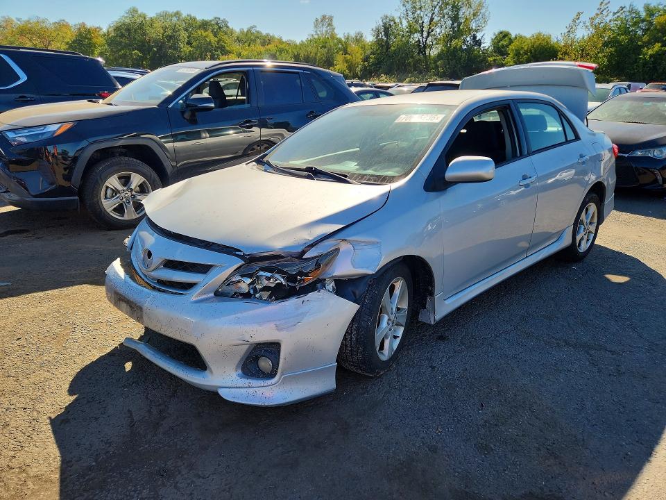 Aukcja sprzedaży 2013 Toyota Corolla, vin: 2T1BU4EE2DC077988, numer aukcji: 70036236