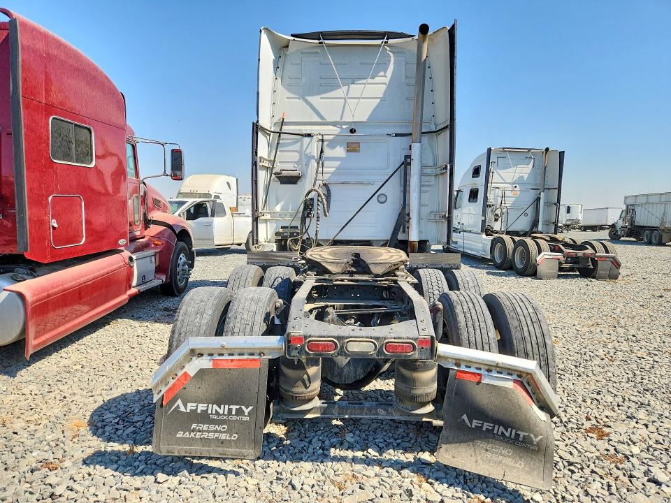 2021 Volvo Vn მანქანა იყიდება აუქციონზე, vin: 4V4NC9EJ7MN238203, აუქციონის ნომერი: 70484546