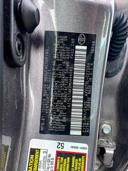 68888376 :رقم المزاد ، 4T1G11AK0MU444085 vin ، 2021 Toyota Camry مزاد بيع