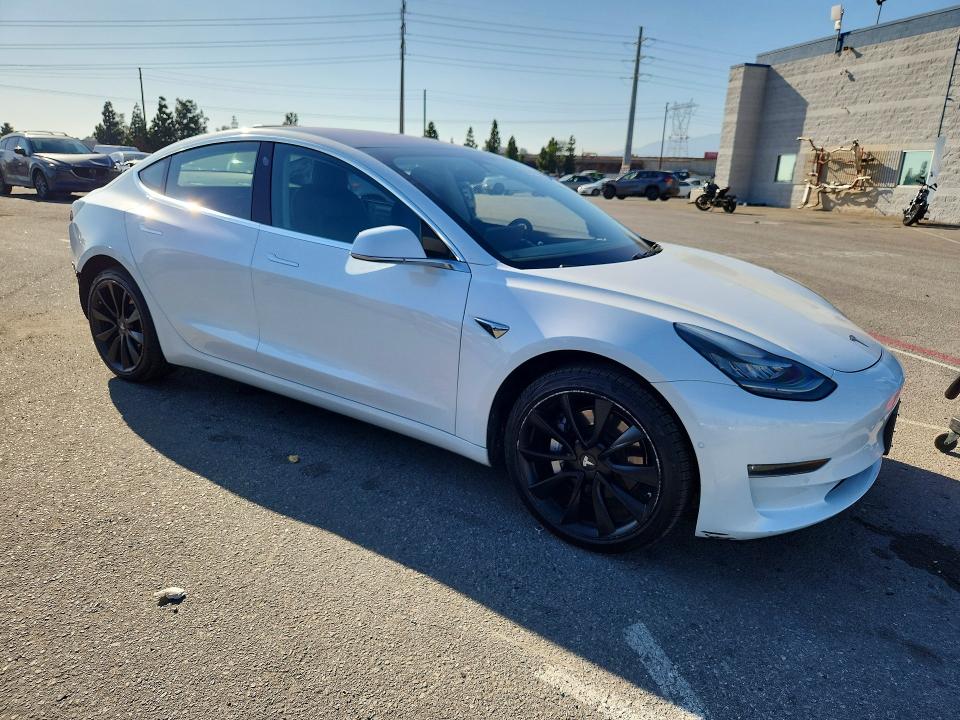 Продаж на аукціоні авто 2018 Tesla Model 3, vin: 5YJ3E1EA8JF040450, номер лоту: 69642876