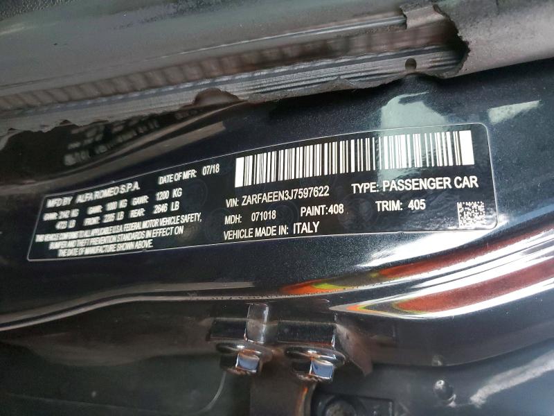 67094426 :رقم المزاد ، ZARFAEEN3J7597622 vin ، 2018 Alfa Romeo Giulia مزاد بيع