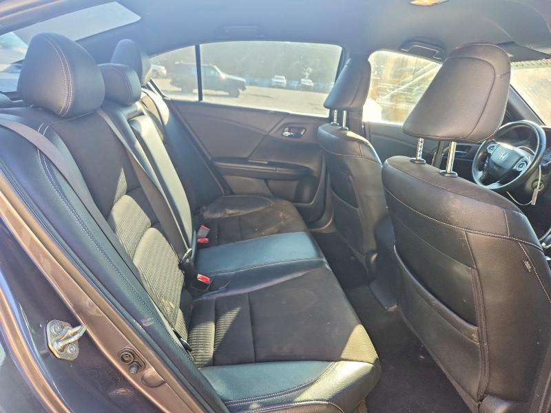 68917006 :رقم المزاد ، 1HGCR2F50HA030804 vin ، 2017 Honda Accord مزاد بيع