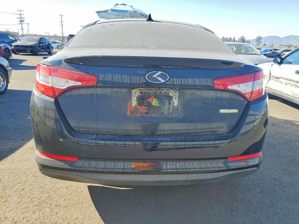 2011 Kia Optima Hybrid მანქანა იყიდება აუქციონზე, vin: KNAGM4AD9B5006202, აუქციონის ნომერი: 70507536