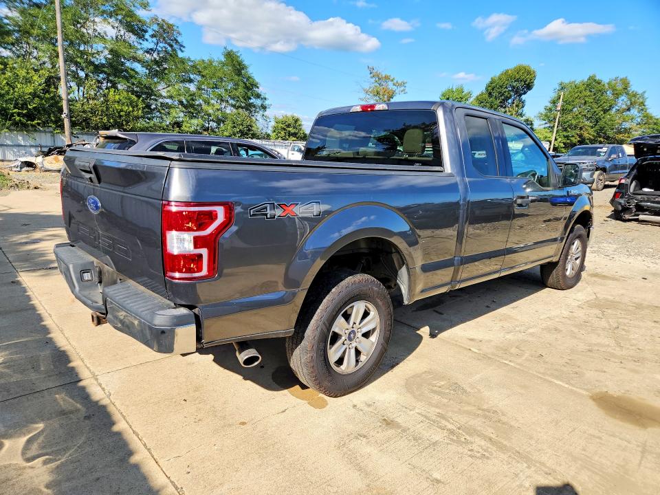 69313696 :رقم المزاد ، 1FTFX1E58JFE34228 vin ، 2018 Ford F150 مزاد بيع