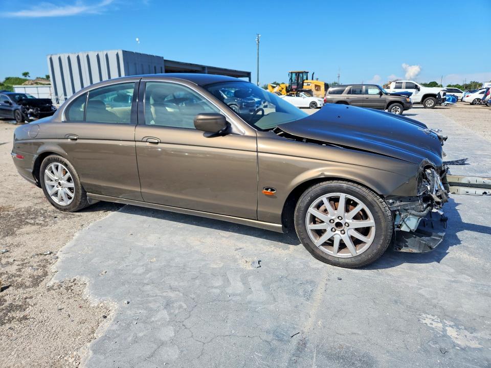 2001 Jaguar S-type მანქანა იყიდება აუქციონზე, vin: SAJDA01P81GM17192, აუქციონის ნომერი: 68543416