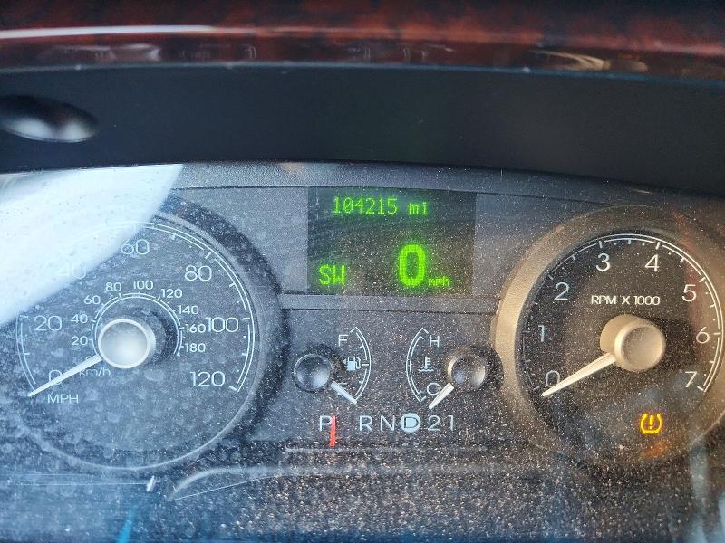 69910216 :رقم المزاد ، 2L1FM88W88X634401 vin ، 2008 Lincoln Town Car مزاد بيع
