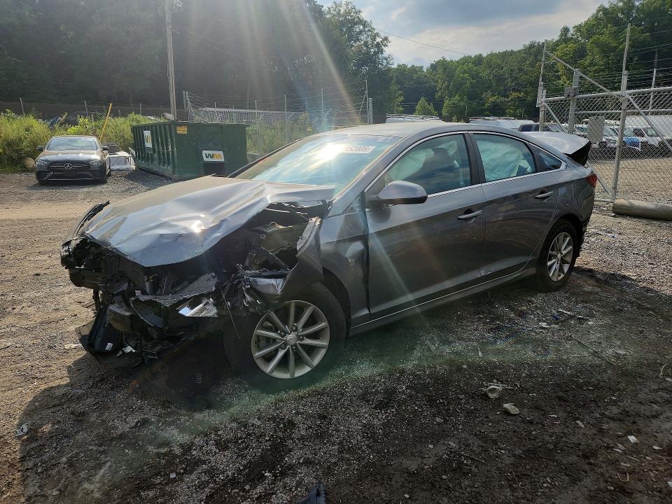 2019 Hyundai Sonata მანქანა იყიდება აუქციონზე, vin: 5NPE24AFXKH761196, აუქციონის ნომერი: 67452006