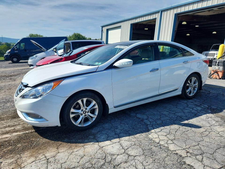 67482386 :رقم المزاد ، 5NPEC4AC8DH719857 vin ، 2013 Hyundai Sonata مزاد بيع