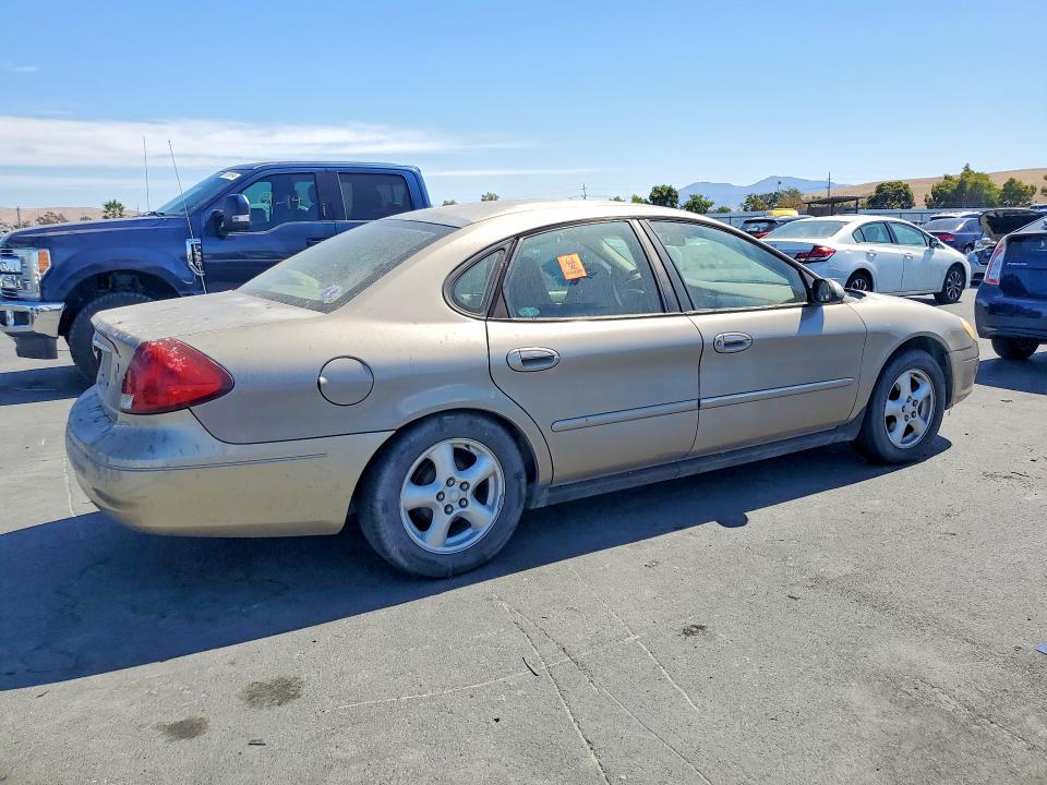 65963066 :رقم المزاد ، 1FAFP53U33A182735 vin ، 2003 Ford Taurus مزاد بيع