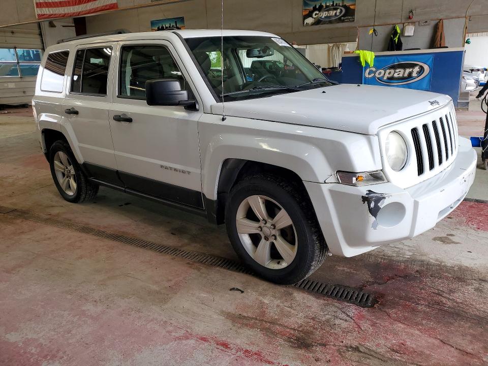 66545516 :رقم المزاد ، 1C4NJPBA6GD636636 vin ، 2016 Jeep Patriot مزاد بيع