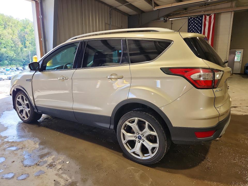68420606 :رقم المزاد ، 1FMCU9JD3HUA47658 vin ، 2017 Ford Escape مزاد بيع
