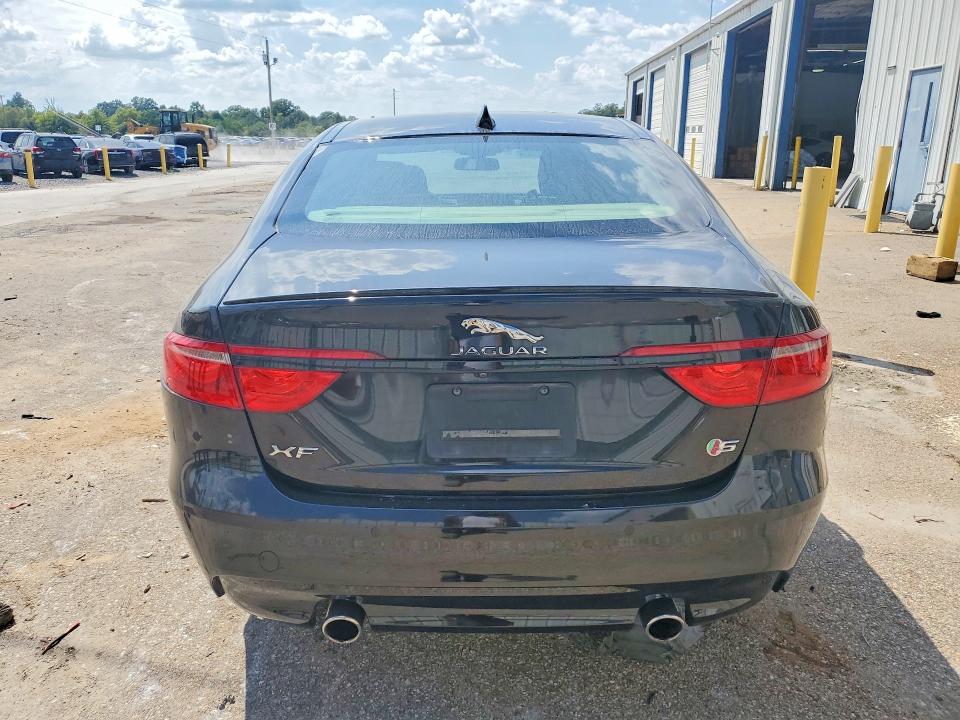 Продаж на аукціоні авто 2017 Jaguar Xf, vin: SAJBG4BV8HCY43105, номер лоту: 68058586