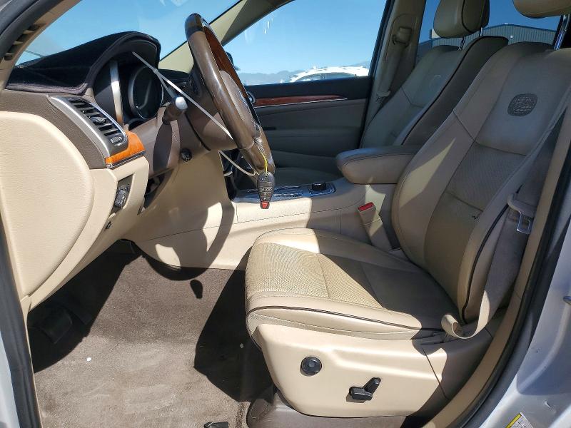 67635616 :رقم المزاد ، 1J4RR6GT3BC589296 vin ، 2011 Jeep Grand Cherokee مزاد بيع