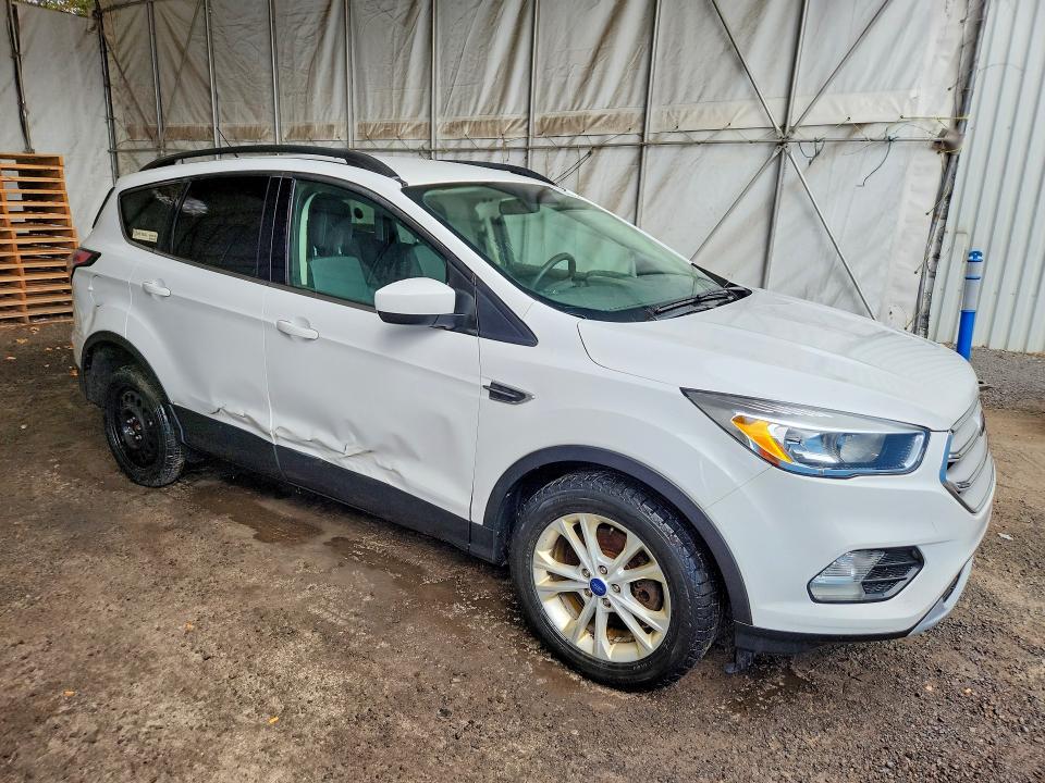 2018 Ford Escape მანქანა იყიდება აუქციონზე, vin: 1FMCU9GD2JUD31229, აუქციონის ნომერი: 70558036