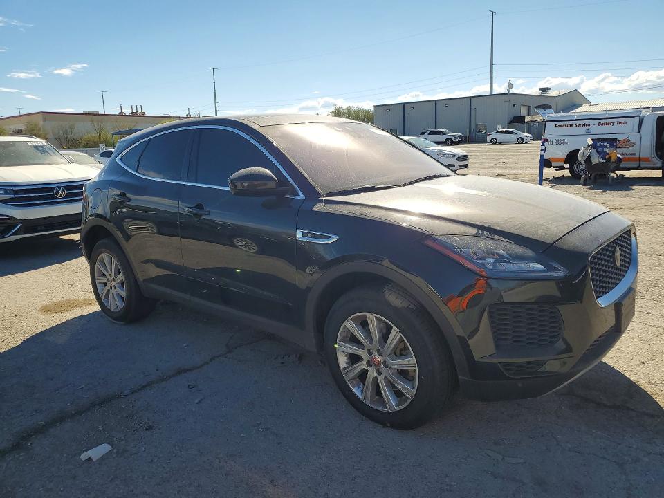 Продаж на аукціоні авто 2018 Jaguar E-pace, vin: SADFJ2FX3J1Z30644, номер лоту: 68135176
