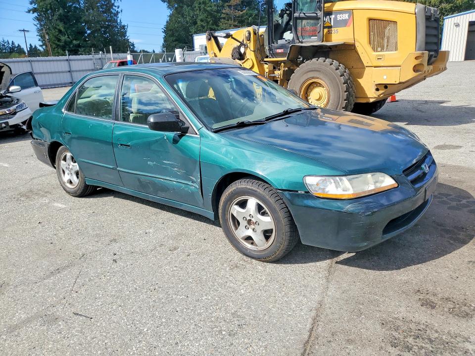 Продажа на аукционе авто 1999 Honda Accord, vin: 1HGCG165XXA021414, номер лота: 69986686