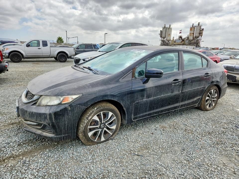69739846 :رقم المزاد ، 19XFB2F80FE209719 vin ، 2015 Honda Civic مزاد بيع