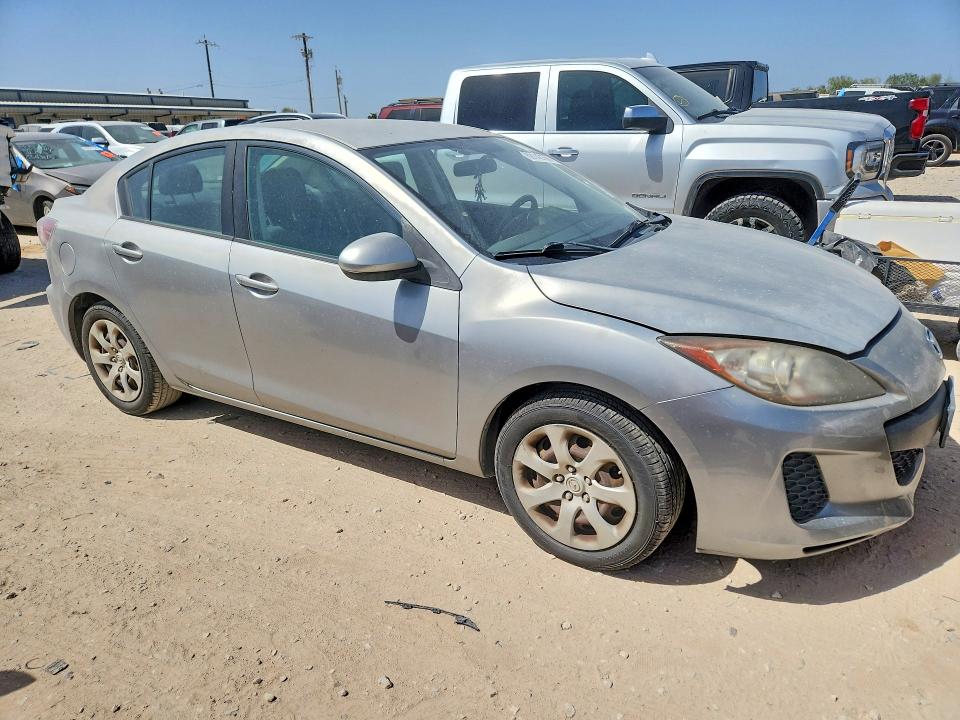 Продажа на аукционе авто 2012 Mazda 3, vin: JM1BL1UF1C1618690, номер лота: 69142166