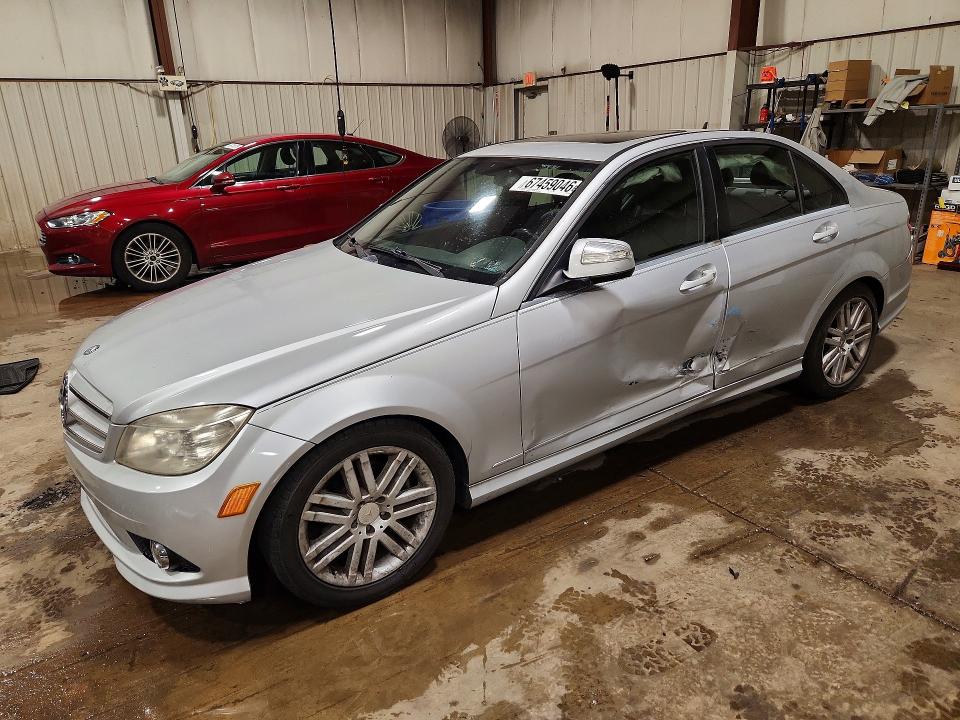 2009 Mercedes-benz C მანქანა იყიდება აუქციონზე, vin: WDDGF54XX9R079905, აუქციონის ნომერი: 67459046
