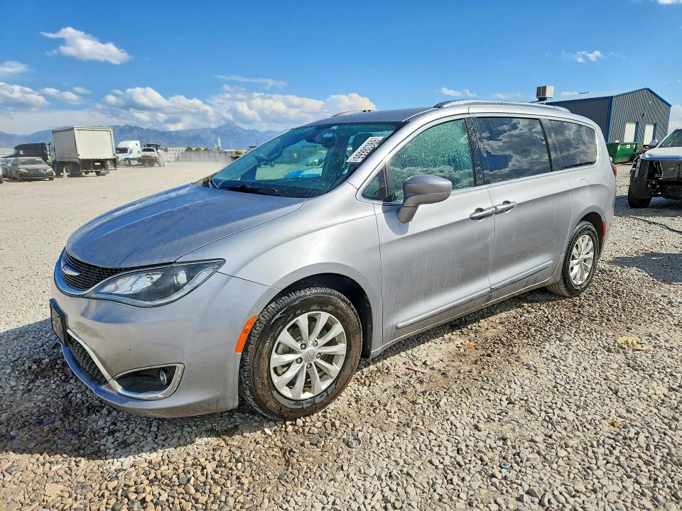 Продажа на аукционе авто 2018 Chrysler Pacifica, vin: 2C4RC1BG1JR217403, номер лота: 69038666