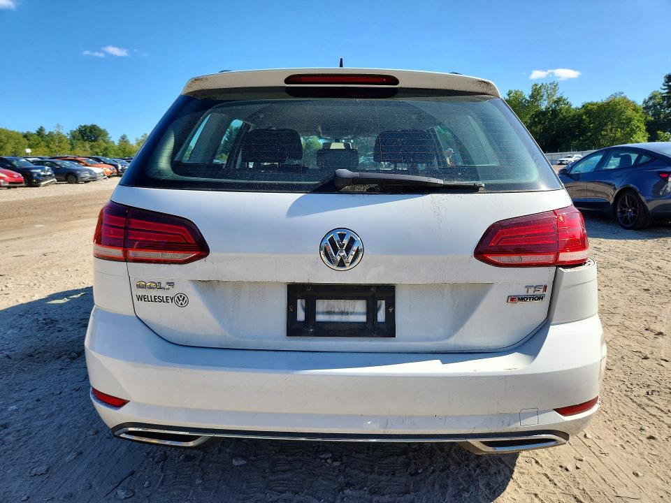 Продажа на аукционе авто 2018 Volkswagen Golf Sportwagen, vin: 3VW117AU6JM766046, номер лота: 68560386