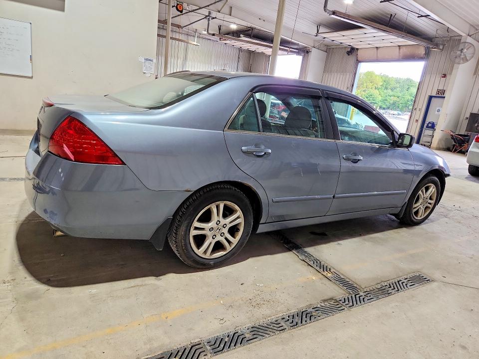 2007 Honda Accord მანქანა იყიდება აუქციონზე, vin: 1HGCM55727A129819, აუქციონის ნომერი: 70730786