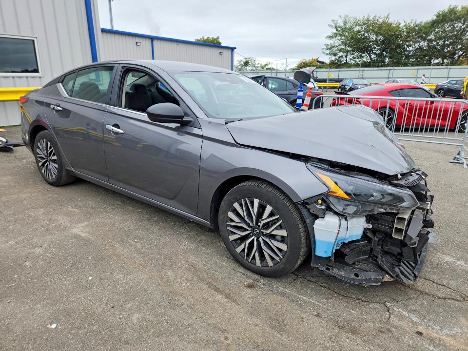 71012506 :رقم المزاد ، 1N4BL4DV7SN302443 vin ، 2025 Nissan Altima مزاد بيع